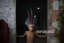 Published mon, dec 21 20203:02 am estupdated mon, dec 21 20208:16 am est. Pandemi Covid 19 Mengancam Keberadaan Suku Asli Amazon Republika Online