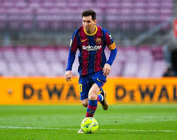 Often touted in the media as new maradona, messi has been publicly named as his successor by diego maradona himself. 5 Times Lionel Messi Reportedly Asked Barcelona To Sign A Player
