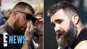 MỚI NHẤT: "Cầu nguyện cho Donna Kelce"--Travis và Jason Kelce bật khóc khi thông báo rằng mẹ của họ Donna Kelce đã được đưa vào bệnh viện khẩn cấp. Anh em nhà Kelce, rõ ràng là bị sốc và rơi nước mắt,
