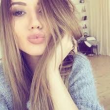 Olivia Daniel's Instagram, Twitter & Facebook