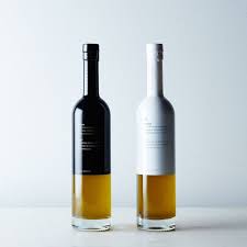 Unfiltered Greek Extra Virgin Olive Oil Set In 2020 Olive Oil Packaging Olive Oil Bottle Design Olive Oil Bottles
