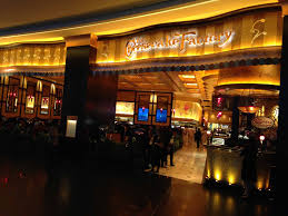 Charbroiled and topped with our creamy fried macaroni and cheese balls and cheddar cheese sauce. The Cheesecake Factory Ø°ÙŠ ØªØ´ÙŠØ²ÙƒÙŠÙƒ ÙØ§ÙƒØªÙˆØ±ÙŠ Downtown Dubai Order Online Zomato