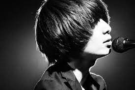 ゲスの極み乙女 川谷絵音の髪型まとめ ゲスの極み乙女 ゲスの極み メンズ ヘアスタイル