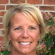 Amy Weigel's Instagram, Twitter & Facebook