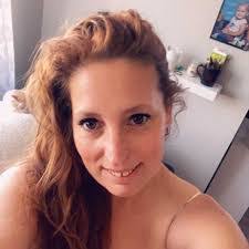 Jamie Schilling's Instagram, Twitter & Facebook