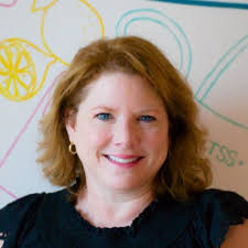 It comes with great excitement to announce that I have accepted an offer  for a summer intern with the Producers Guild of America. I would like to  thank everyone who helped with