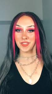 summa 2019 vibes with a new look 🤪❤️ #transformation #makeup