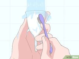 V tomto článku je 13 referenc. 3 Ways To Clean A Menstrual Cup Wikihow
