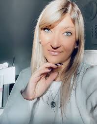 I'm pleased to share my track "Final Ascent" from #NoTimeToDie now has a  music video! You can watch it here: https://JamesBond.lnk.to/FinalAscentSo.  Enjoy!