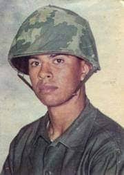 Legion of Valor honors past national commander