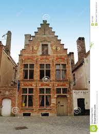 Downloade dieses freie bild zum thema brügge haus belgien aus pixabays umfangreicher sammlung an public domain bildern und videos. Das Haus Des Typischen Alten Kaufmannes In Brugge Stockfoto Bild Von Belgien Fenster 43113966