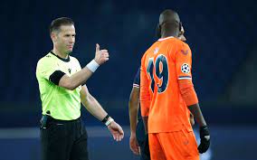 Danny makkelie'nin yardımcılıklarını hessel steegstra ve jan de vries yapacak. Maximum Pressure On Makkelie A Referee Under Suspicion Marca