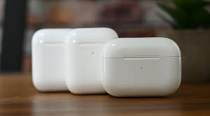 Airpods max combine a custom acoustic design, h1 chips, and advanced software to power computational audio for a breakthrough listening experience with adaptive eq, active noise. Vhnxsjmxbq6znm