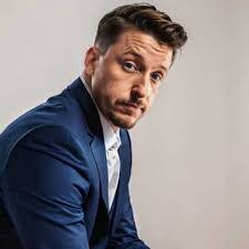 Brandon Oldfield's Instagram, Twitter & Facebook