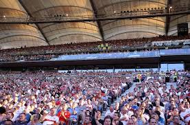 Stadion neckarpark gmbh & co.kg. Vfb Stuttgart Fans Verargert Uber Stadion Gastro Das Sagt Aramark Vfb Stuttgart Stuttgarter Zeitung