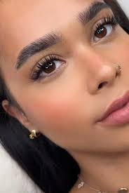 Recommendations for a natural lash tech