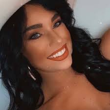 Emily Peeples (@emilypeeples_) • Instagram photos and videos