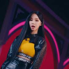 On february 2019, karina appeared in taemin's want music video and also acted as backup dancer for the song's promotional stages. Karina Aespa Gif Karina Aespa Kpop Discover Share Gifs