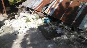Hundreds of thousands of survivors were displaced. Dcyciamt9ivem