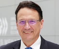 Billy Escobar, Análisis legal, judicial y el impacto de las leyes de  Colombia