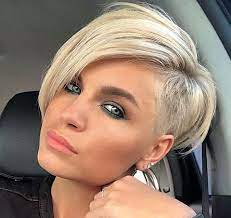 The shaved side just adds to the appeal and brings the look together. 30 Shaved Sides Haircut Female Ideas In 2019