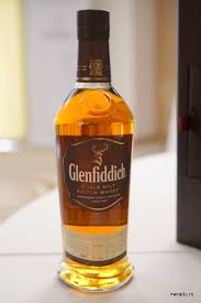 Cel mai bun whisky din lume 2021, aprilie. Articol Scris DupÄƒ Ce Am BÄƒut Un Whisky Glenfiddich De 26 De Ani Nwradu Blog