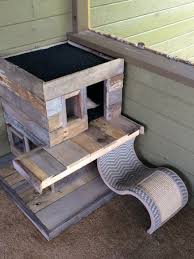 Cat House From Pallets Cat House Diy Outdoor Cat House Cat House Plans