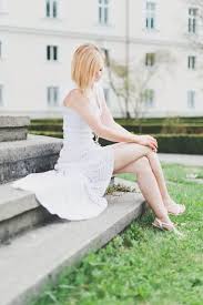 Für den sommer bieten sich gehäkelte varianten an. Trend 2015 Gehakelte Brautkleider
