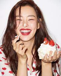 윤계상 이하늬 집안 결별이유 인스타 나이 차이는? ì´í•˜ëŠ¬ê°€ ì˜¬ë¦° ì—­ëŒ€ê¸‰ ê³¼ì¦™ ì§¤ Food Photoshoot Cake Photoshoot Portrait Photography Poses