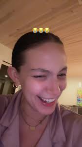 that hot air balloon scene was making me feel a type a way for WHY 😂😭  #fyp #bridgerton #bridgertonseason3 #foryou