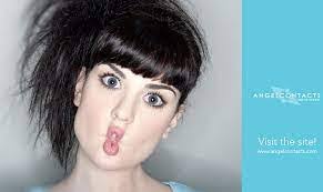 Lindsay Meece's Instagram, Twitter & Facebook