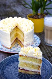 Weitere ideen zu buttercreme kuchen, buttercreme, kuchen. Vanille Buttercreme Tortchen Ein Altes Familienrezept Kuchen Und Torten Rezepte Buttercremetorte Rezept Kuchen Und Torten