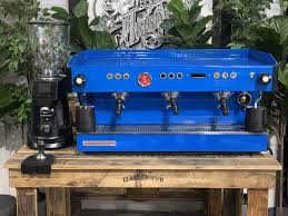 La marzocco linea pb piero bambi's stainless steel workhorse is by far the uae's favourite la marzocco. La Marzocco Linea Pb 3 Group Blue Black F64 Evo Pro Package Coffee Machine Warehouse