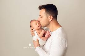 Sesion De Fotos De Recien Nacido Con Padres Xativa Valencia Fotografia De Ninos Y Familias En Valencia Xativa
