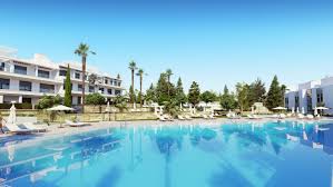 شقة مكونة من 3 غرف نوم في لو ميراج استيبونا قريبة من المتاجر