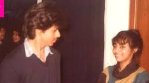 Flashback Friday When Shah Rukh Khan Sang Gori Tera Gaon Bada Pyara For Gauri Khan And She Found It Cheap Catch up shahrukh's hit songs from 90s till present. flashback friday when shah rukh khan