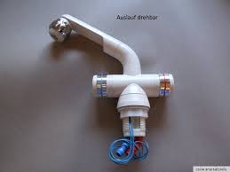 Wann ist es ratsam, einen profi mit dem anschluss eines achten sie beim anschliessen des wasserhahns darauf, dass sie alle mitgelieferten dichtungen verbauen und. Wasserhahn Warm Kalt Einhebelmischer Weiss Chrom Fur 12v Wohnmobil Wohnwagen Ebay