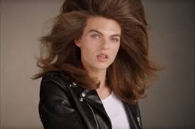 What do you say youtu.be/wbj0io6fvfm. Seeing Double Elizabeth Hurley S Son Damian Looks Just Like Her In New Makeup Campaign Elizabeth Hurley Damian Hurley Old Celebrities