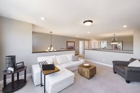 Whether you're looking for a studio, 1 bedroom or 2 bedroom apartment home, you'll fall in love with our sleek finishes and fixtures, large windows, beautiful common areas, fitness center and. Pin On Live Where You Love