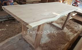 Solid Top Table With Wooden Legs Dining Table Suar Wood Slabs Supplier Furniture Retailer And Manufacturer Su Wood Slab Retail Furniture Solid Wood Furniture