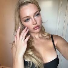 Creepy' Travis Barker ridiculed for liking 'thirst trap' photos of son  Landon's girlfriend