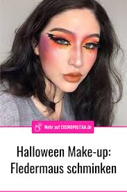 Halloween Make Up 3 Gruselige Schmink Tutorials Cosmopolitan Gruselig Schminken Schminken Fledermaus Schminken Einfach