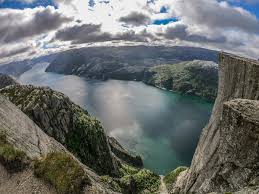 The preikestolen is a 25×25 metre rock plateau at 604 metres above the lysefjord and is one of norway's most famous tourist attractions and photographic motifs, and certainly one of the most spectacular natural monuments in the world. The Ultimate Hiking Guide To Pulpit Rock Preikestolen Onewayticket Team