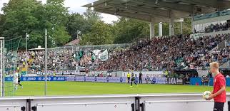 Word fan van preußen münster en deel je favoriete herinneringen. Preussen Munster Fans Sammeln 12 000 Euro Fur Den Verein