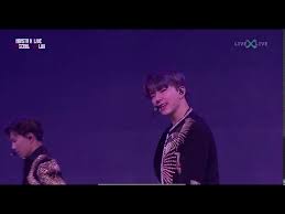 2020 슈퍼온택트 day 1 라인업에 포함되어 온라인 생중계 공연을 했다. Monsta X Live From Seoul With Luv Who Do You Love Youtube