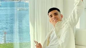 أحرز هدف الشوط الأول أشرف بن شرقي في الدقيقة 41 من عمر الشوط الأول. Ø´Ø§Ù‡Ø¯ Ø¨Ù† Ø´Ø±Ù‚ÙŠ ÙŠØ´Ø§Ø±Ùƒ Ø¬Ù…Ù‡ÙˆØ±Ù‡ Ø¨ØµÙˆØ±Ø© Ù…Ù† Ø§Ù„Ù…ØºØ±Ø¨