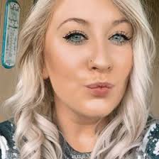 Danielle Nicholas (daniellen1883)