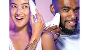 BeautyBio Launches Blue LED + Pore Flushing Extraction Tool