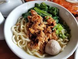 Peserta diharuskan memotong satu ekor daging ayam utuh ke dalam lima bagian dengan. 5 Bahan Pelengkap Yang Menjadikan Mie Ayam Terasa Lebih Lezat Pergikuliner Com