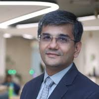 Correo electrónico y teléfono de Dirk Lindgens